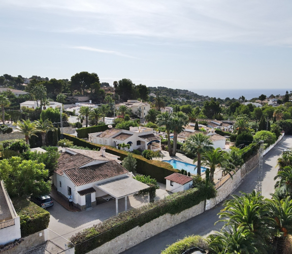 Villa for sale in San Jaime Moraira on a flat Plot