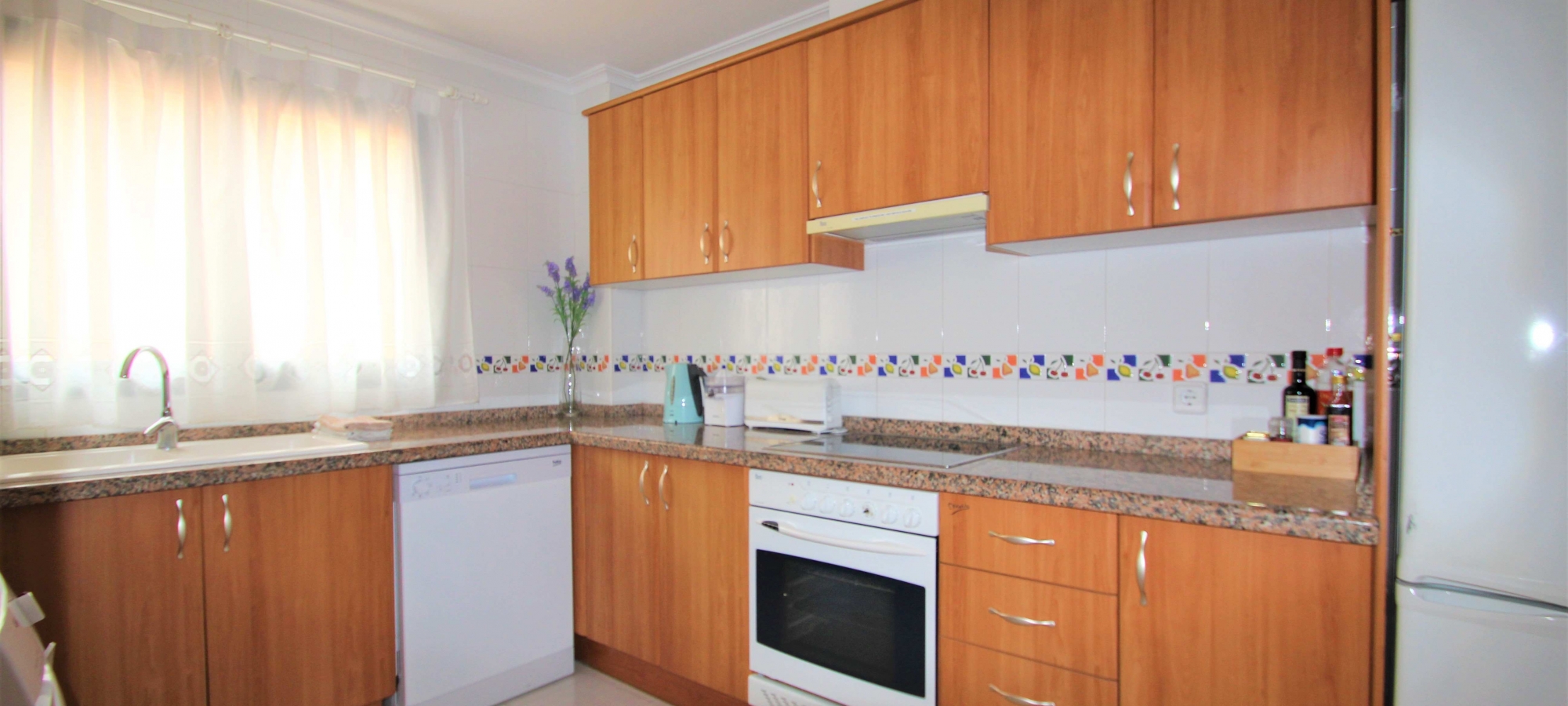 JAVEA PORT >> APARTMENT with 2 bedrooms and communal pool and gardens