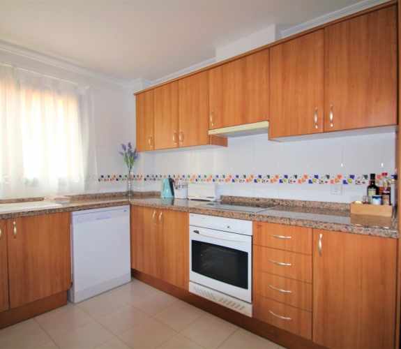 JAVEA PORT >> APARTMENT with 2 bedrooms and communal pool and gardens