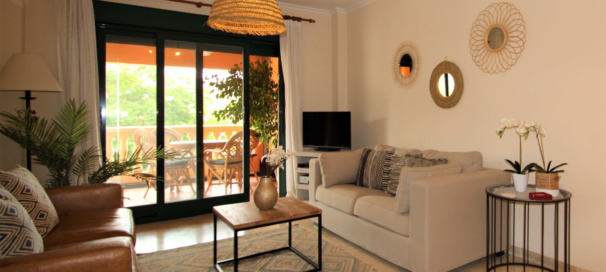 JAVEA PORT >> APARTMENT with 2 bedrooms and communal pool and gardens