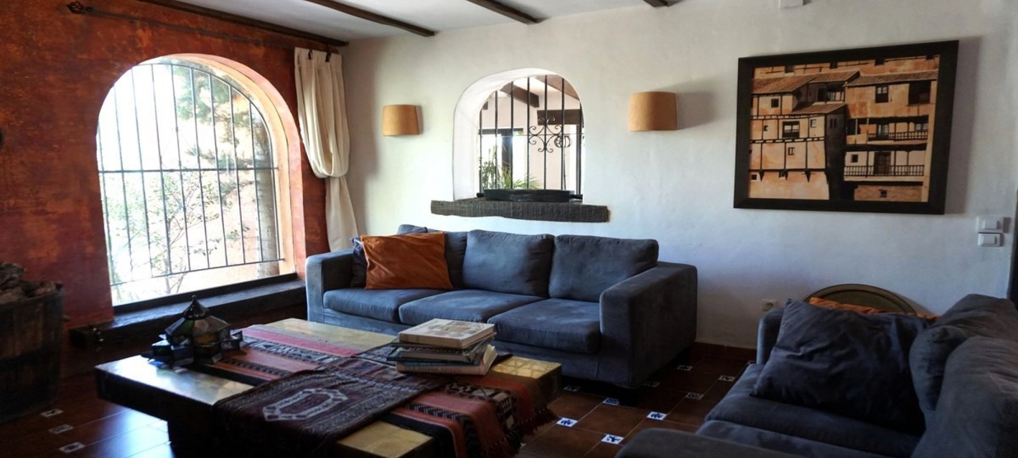 MORAIRA >> FINCA - Avaialble to buy this cheap 2 bedroom country house with private pool.