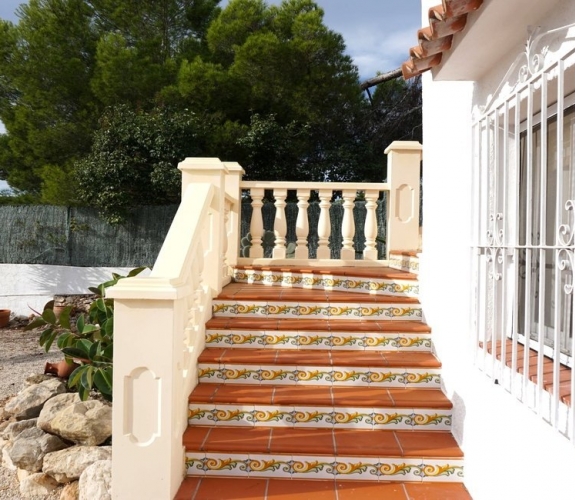 MORAIRA >> PINAR DEL ADVOCAT - walking distance to town and beaches