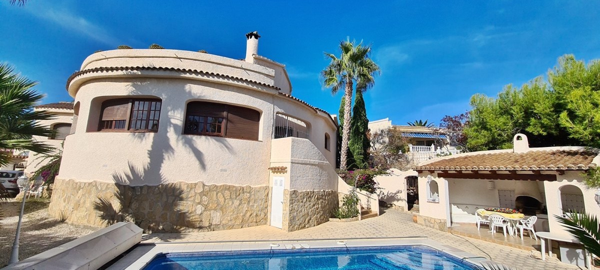 SAN JAIME - Luxury 4 bedroom villa at bargain price with sea views and close to Golf club