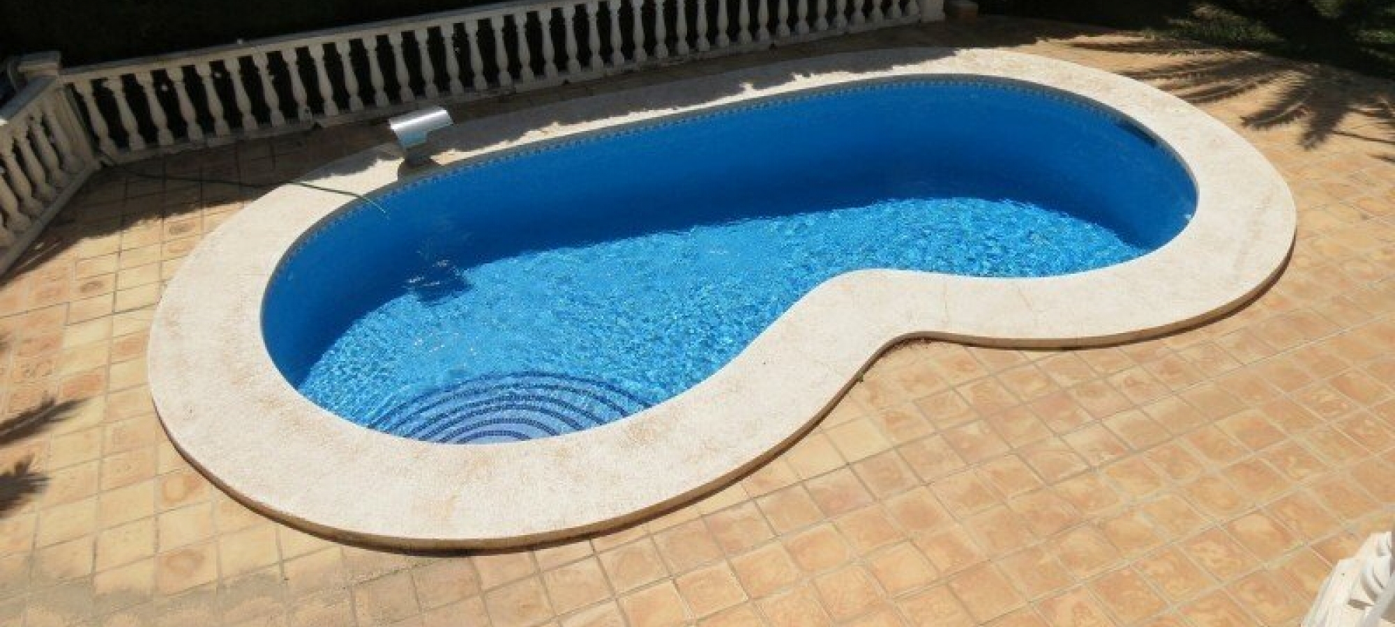 MORAIRA >> PLA DEL MAR - Traditional style villa walking distance to town and beaches.