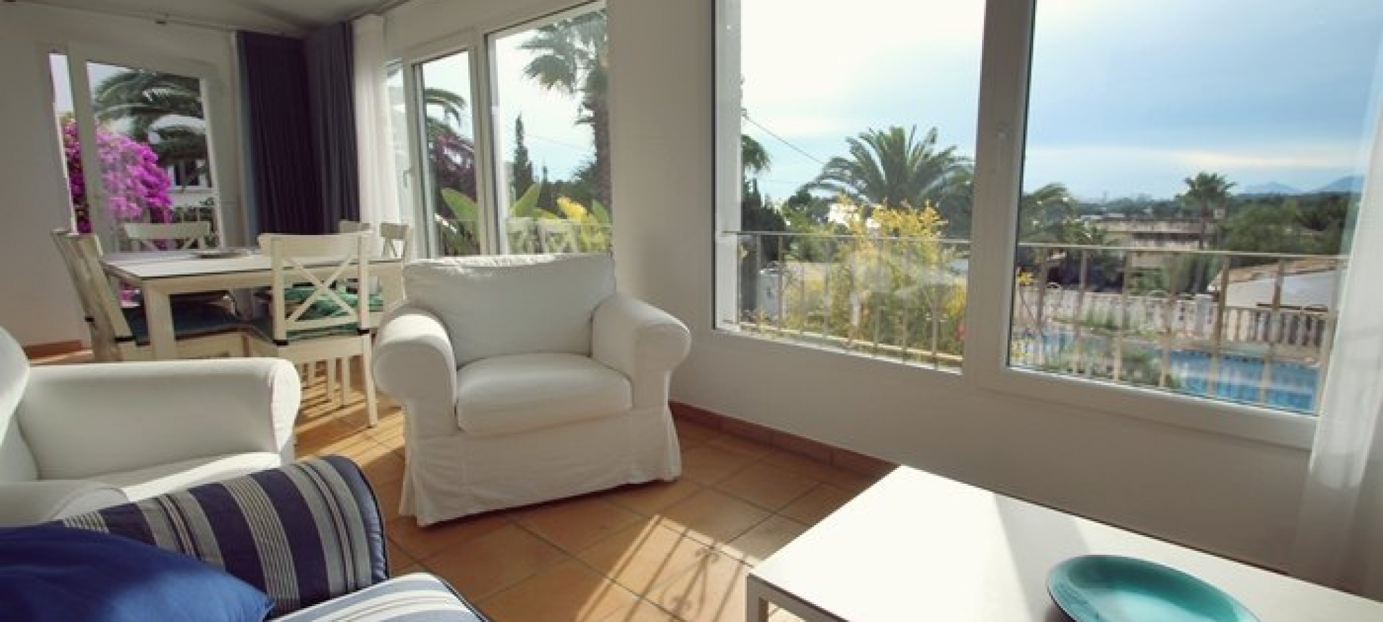 COSTA BLANCA >> MORAIRA >> SAN JAIME - 4 bedroom villa with sea views and close to services.