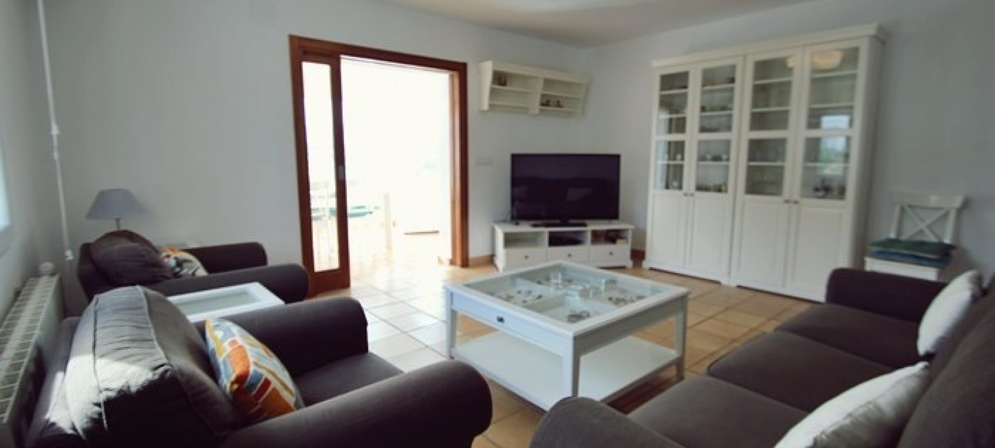 COSTA BLANCA >> MORAIRA >> SAN JAIME - 4 bedroom villa with sea views and close to services.