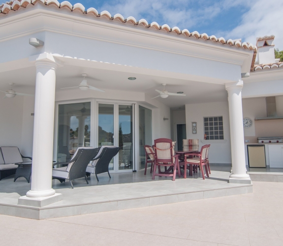 COSTA BLANCA >> MORAIRA >> EL PORTET >>  Available to buy this quality 4 bedroom v...