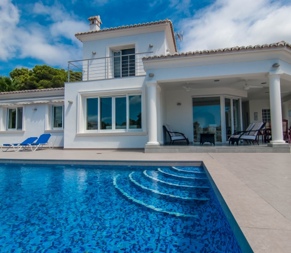 COSTA BLANCA >> MORAIRA >> EL PORTET >>  Available to buy this quality 4 bedroom v...