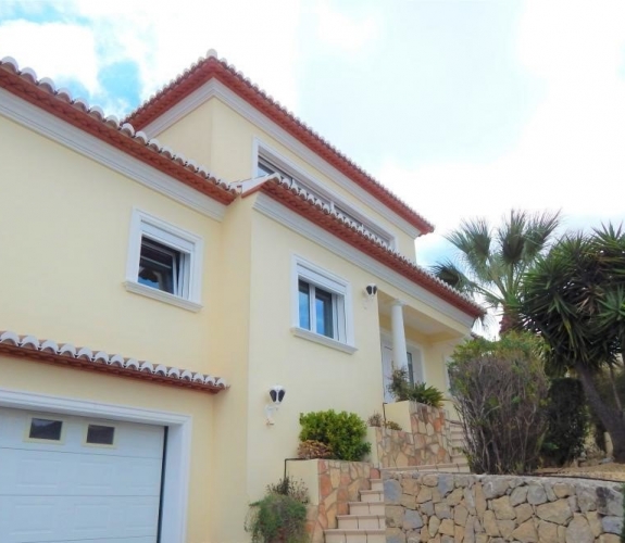 COSTA BLANCA >> MORAIRA >> EL PORTET > A luxury 4 bedroom Villa with pool and panoram...