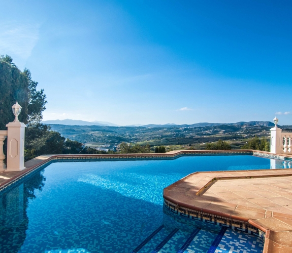 COSTA BLANCA >> MORAIRA >> VERDE PINO - Mediterrean style luxury 4 bedroom villa with st...