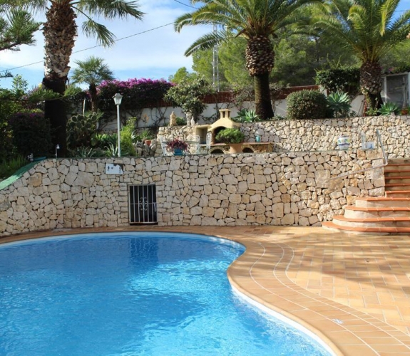 BENISSA >> FANADIX > BARGAIN VILLA -  with sea views and guest apartment