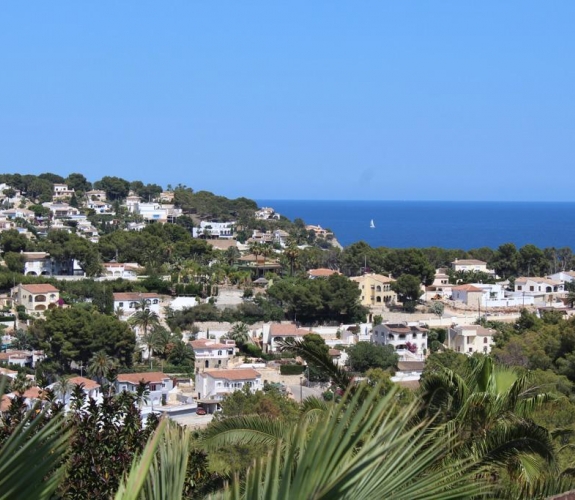 BENISSA >> FANADIX > BARGAIN VILLA -  with sea views and guest apartment