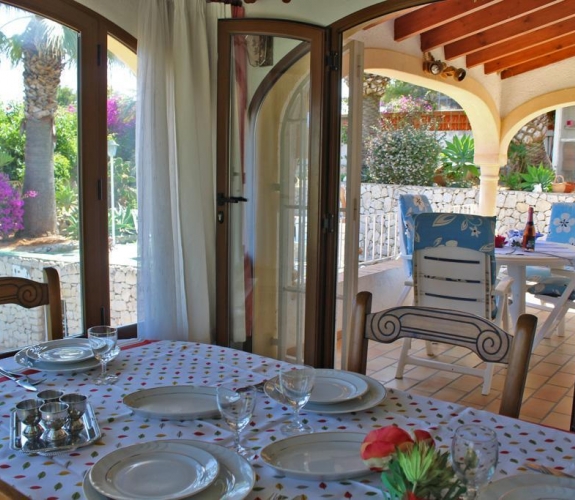 BENISSA >> FANADIX > BARGAIN VILLA -  with sea views and guest apartment