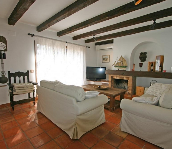 COSTA BLANCA >> MORAIRA >> EL PORTET> VILLA sydvest vendt med 3 soveværelser, pool og...