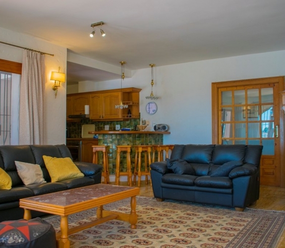 MORAIRA >> SOL PARK >> Large villa with panoramic sea views and walking distance to amen...