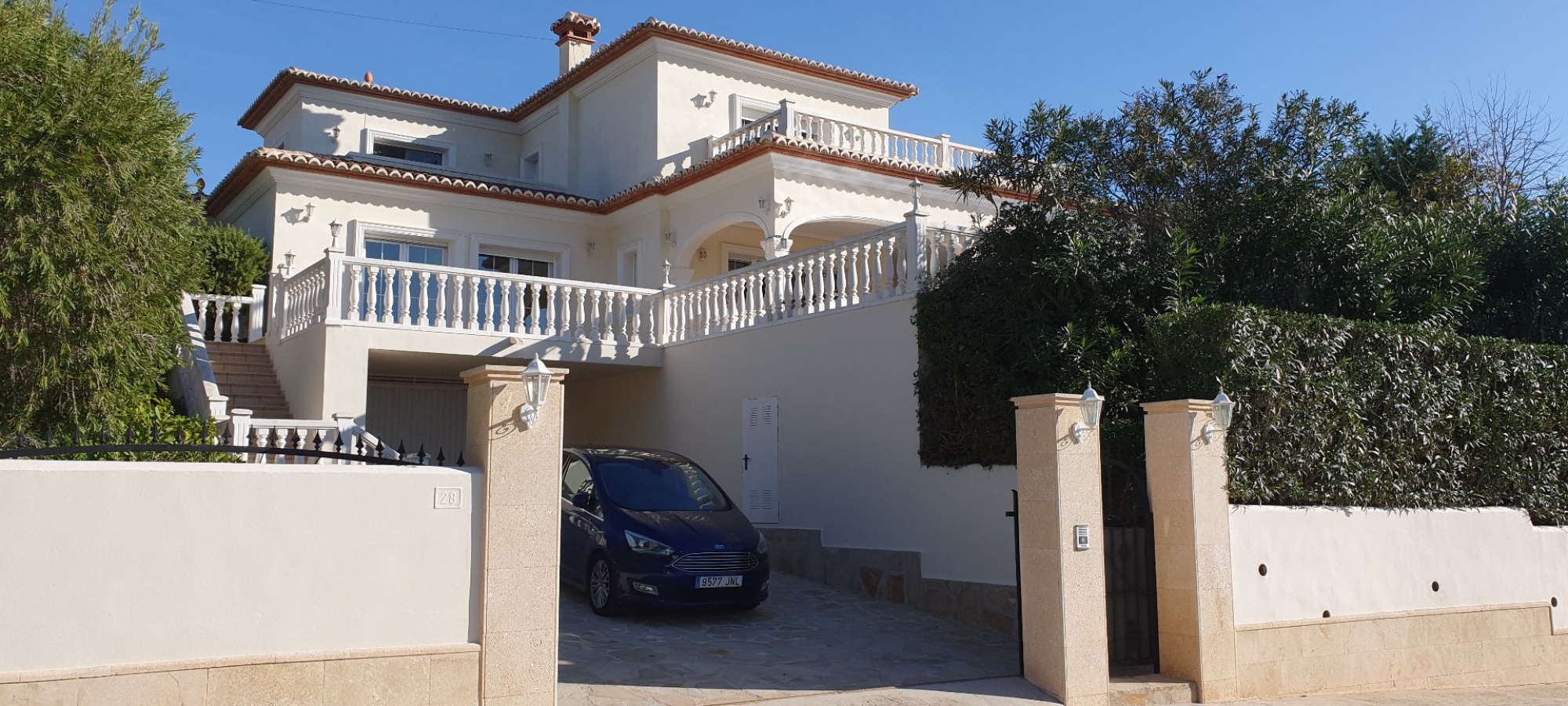 JAVEA >> TESORO PARK> VILLA med 5 soveværelser nær golfklub 1148 m2 grund