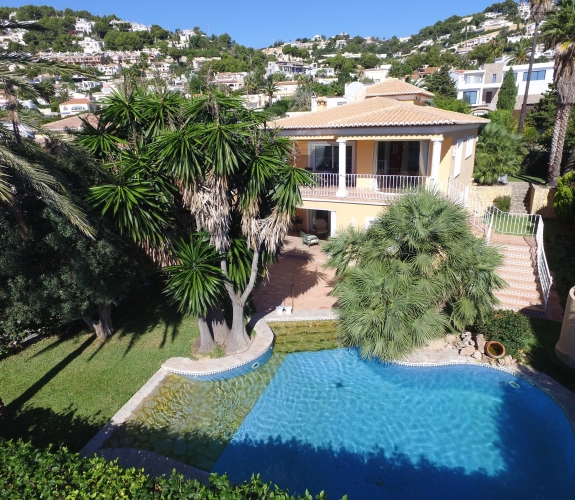 Pinar del Advocat, Moraira, Costa Blanca, with guest apartment.