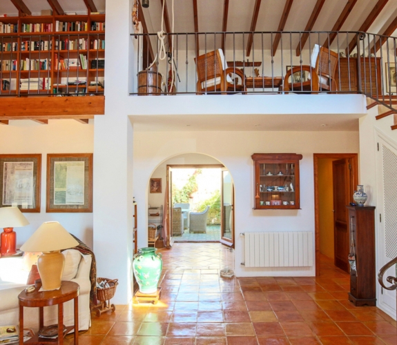 BENISSA >> PEDRAMALA > BARGAIN  finca with great panoramic and sea views