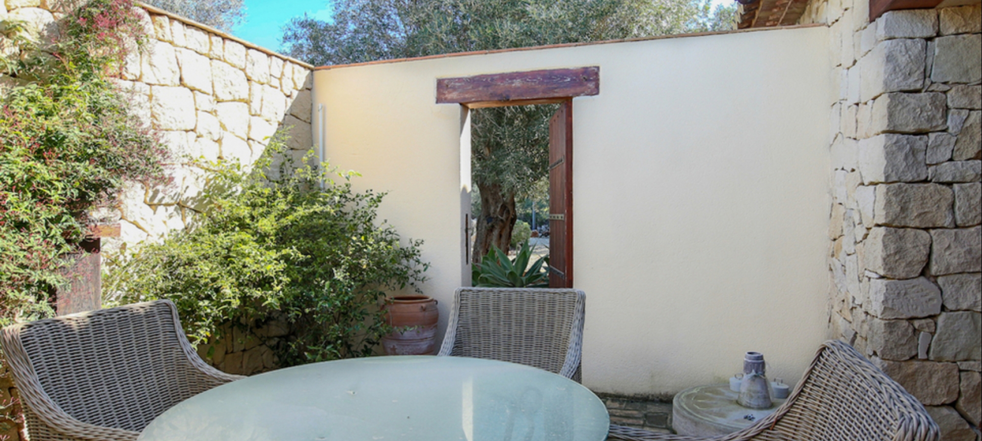 BENISSA >> PEDRAMALA > BARGAIN  finca with great panoramic and sea views