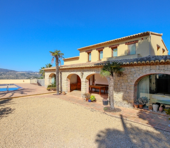 BENISSA >> PEDRAMALA > BARGAIN  finca with great panoramic and sea views