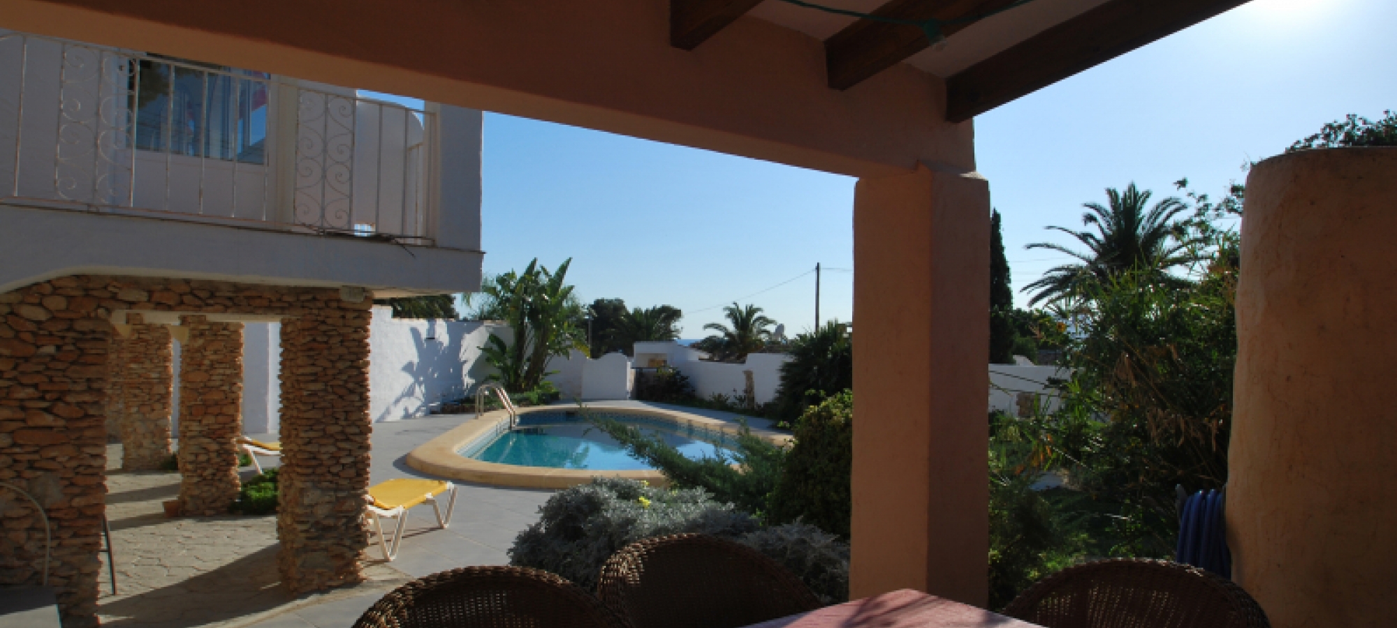 MORAIRA >> PLA DEL MAR > VILLA within a short walk to town and beaches