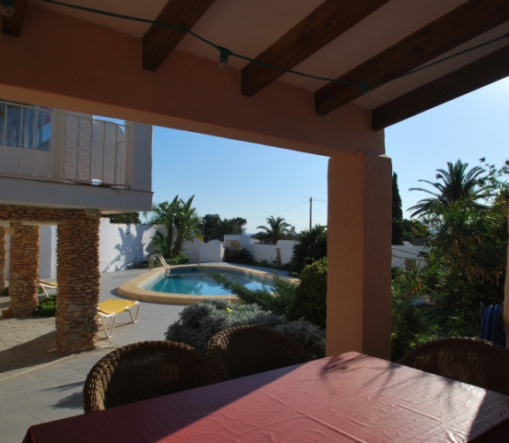 MORAIRA >> PLA DEL MAR > VILLA within a short walk to town and beaches