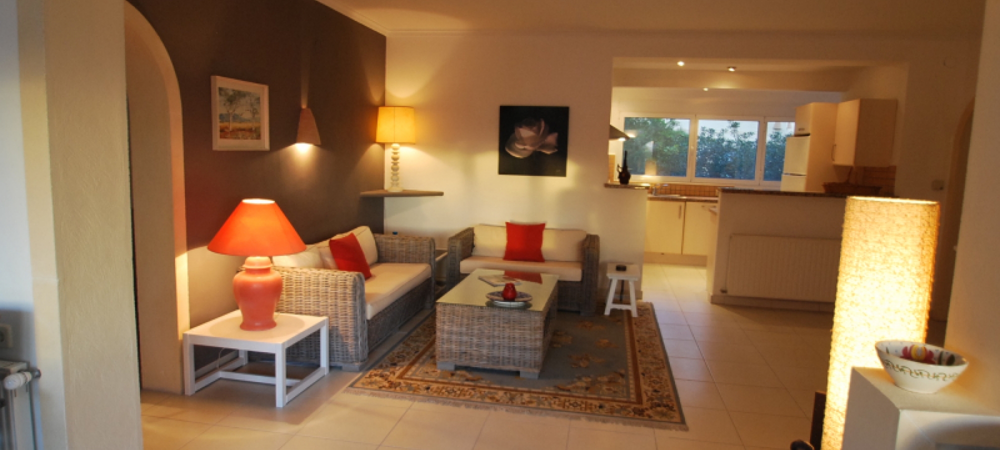 MORAIRA >> PLA DEL MAR > VILLA within a short walk to town and beaches