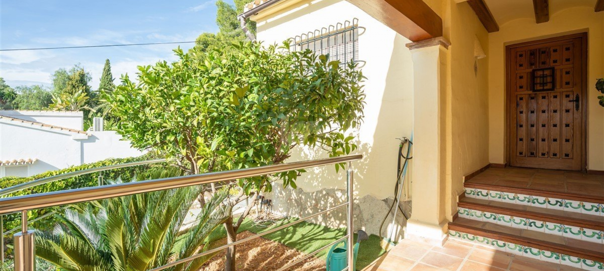 SPAIN > COSTA BLANCA > MORAIRA > PLA DEL MAR - Large and luxury 5 bedroom house, walking distance to beaches and town.