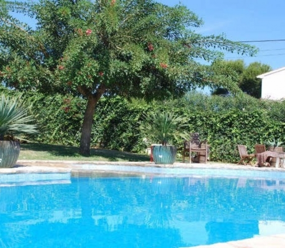 3 bedroom villa with panoramic views, walking distance to Golf Club