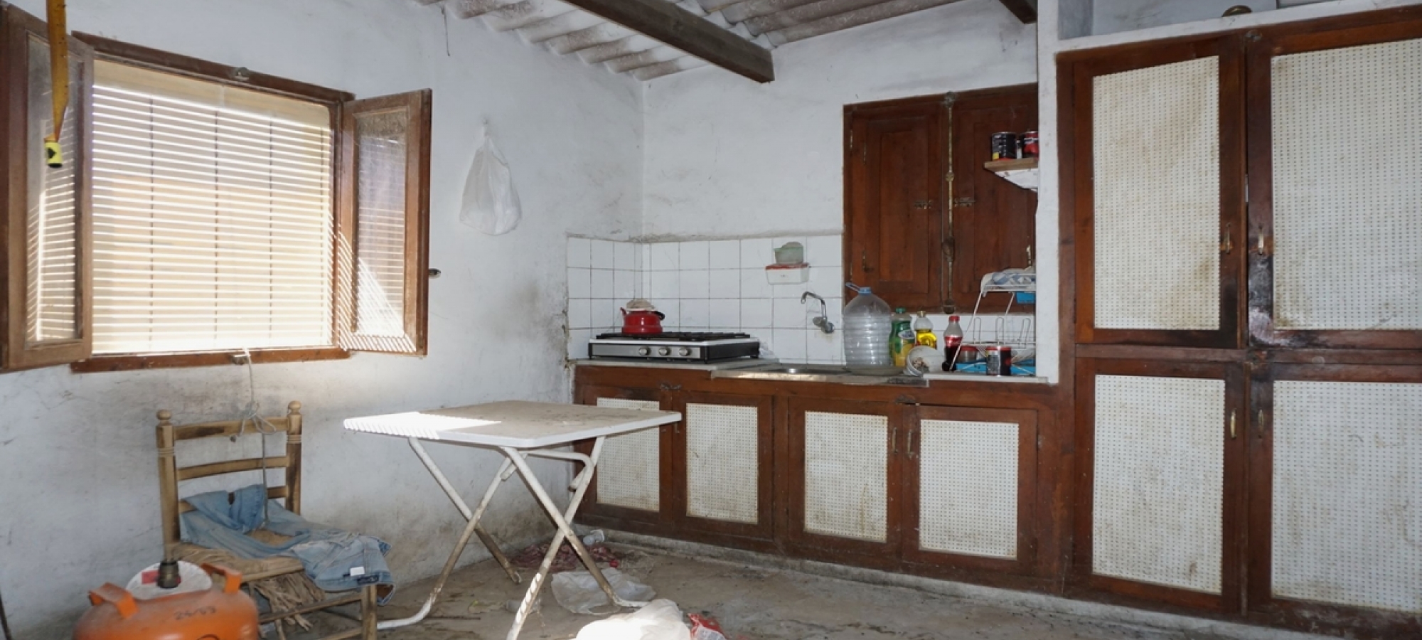 BENISSA >> PARTIDA LLENES >> Finca to refurbish with 3 bedrooms and panoramic views