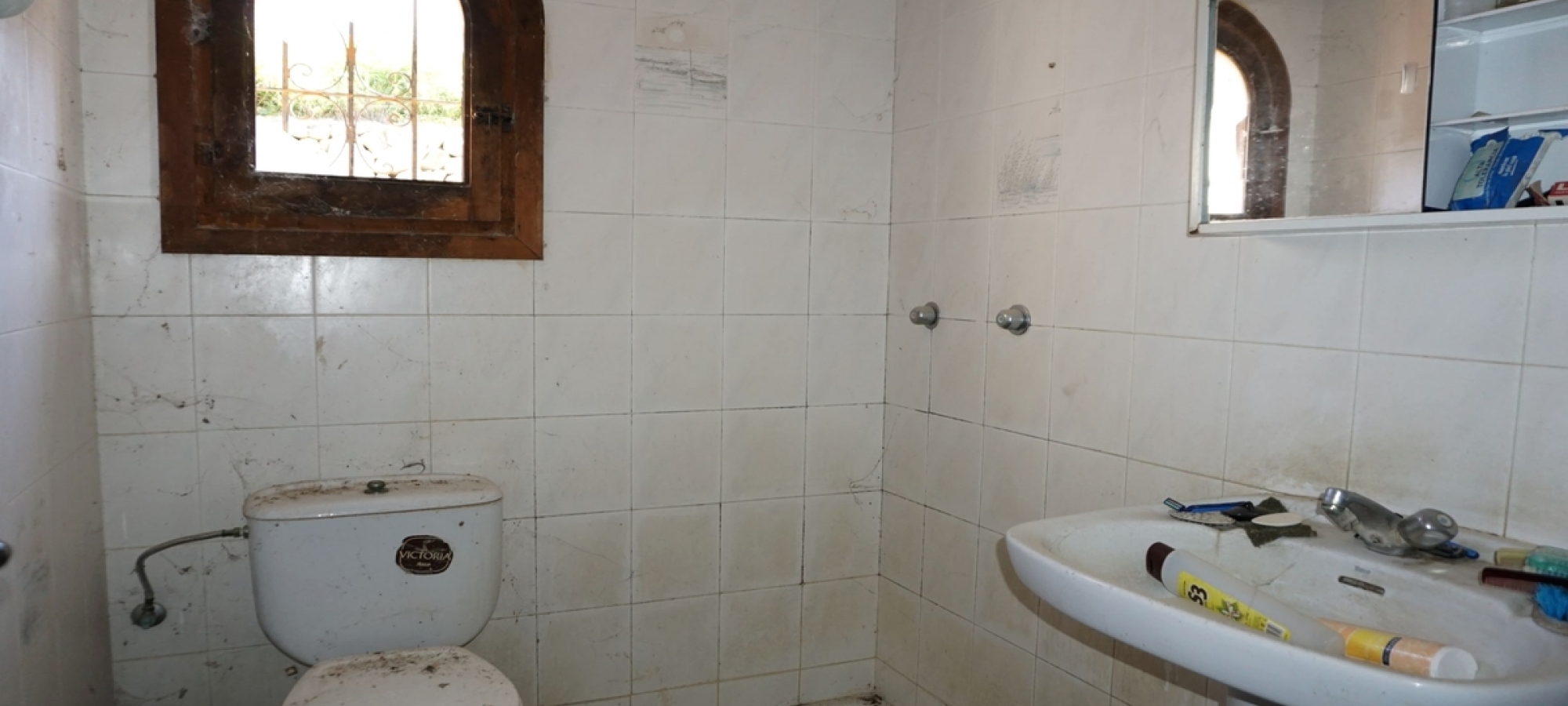 BENISSA >> PARTIDA LLENES >> Finca to refurbish with 3 bedrooms and panoramic views