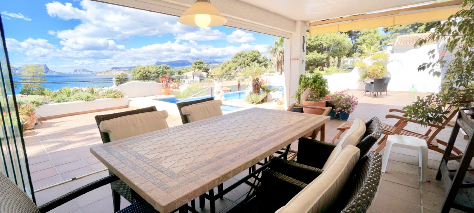 Walking distance to town and beaches - FOR SALE >> COSTA BLANCA >> MORAIRA >> PLA DEL MAR