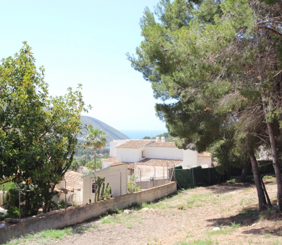 MORAIRA> EL PORTET - Sydvendt byggegrund med panoramaudsigt over havet