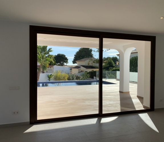 CALPE > CARRIO - 3 bedroom new build villa in Ibiza style and private swimming pool not far from ...