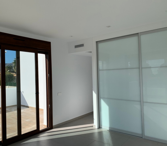 CALPE > CARRIO - 3 bedroom new build villa in Ibiza style and private swimming pool not far from ...