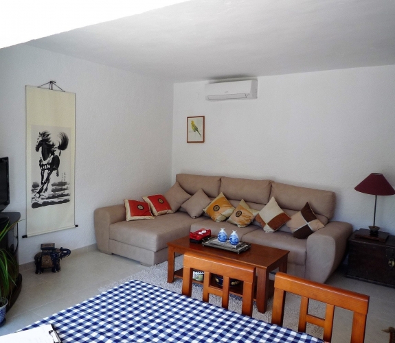 MORAIRA > LA SABATERA - Spacious villa on a large plot