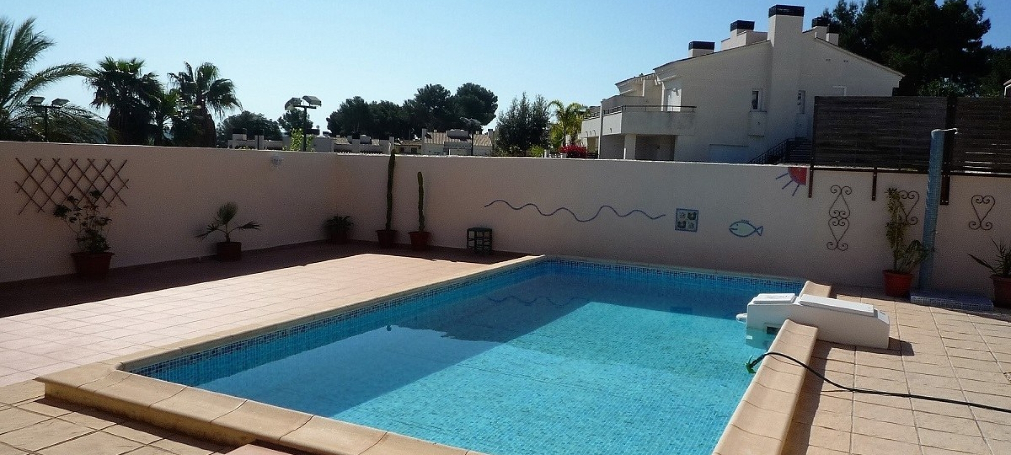 MORAIRA > LA SABATERA - Spacious villa on a large plot