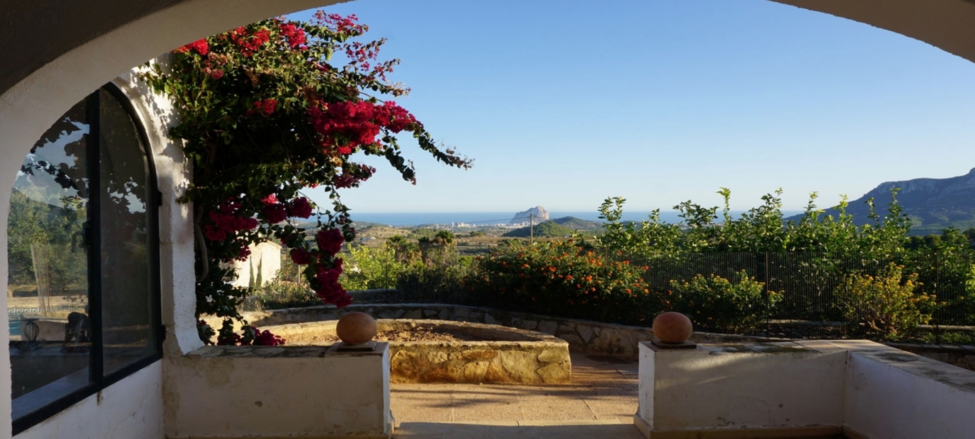 COSTA BLANCA >> BENISSA > Finca with panoramic sea views and private pool