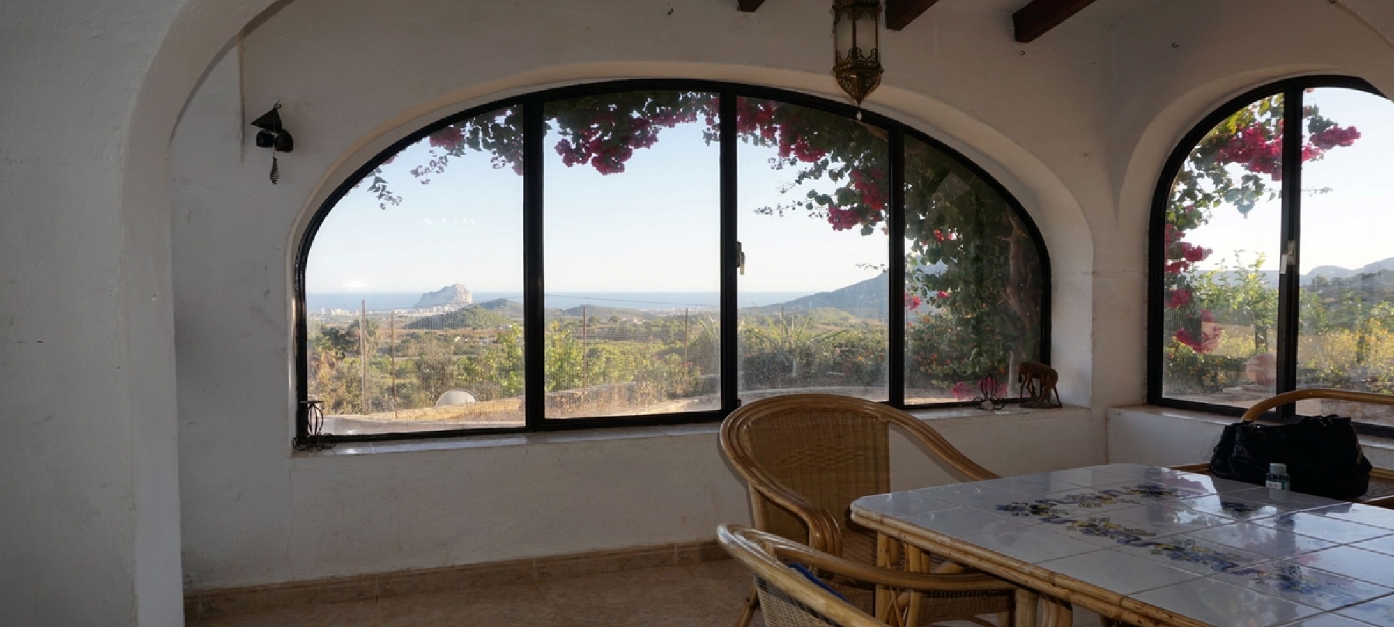 COSTA BLANCA >> BENISSA > Finca with panoramic sea views and private pool