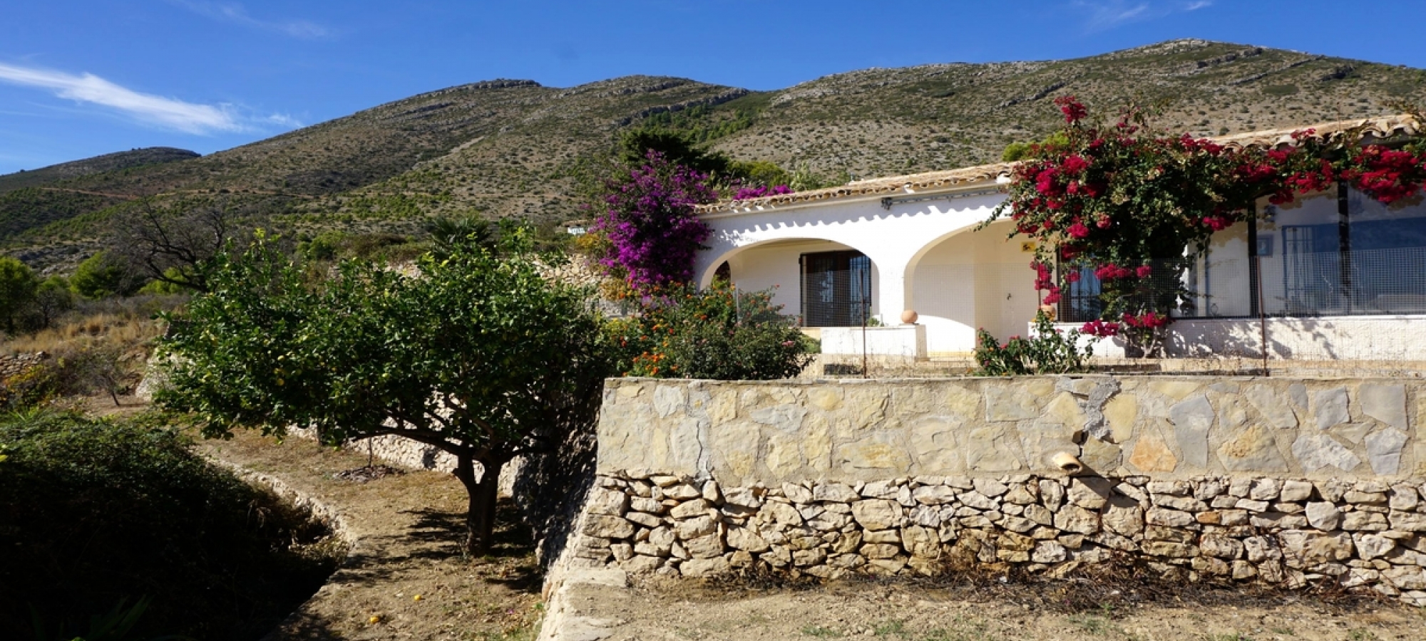 COSTA BLANCA >> BENISSA > Finca with panoramic sea views and private pool