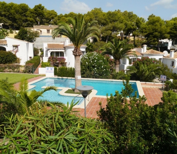 MORAIRA> FANADIX - Villa i Monte Park-kompleks med fælles pools og haver