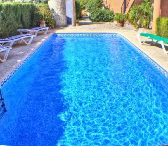 COSTA BLANCA >> BENISSA > MONTEMAR - 4 bedroom villa with panoramic views and private pool ...