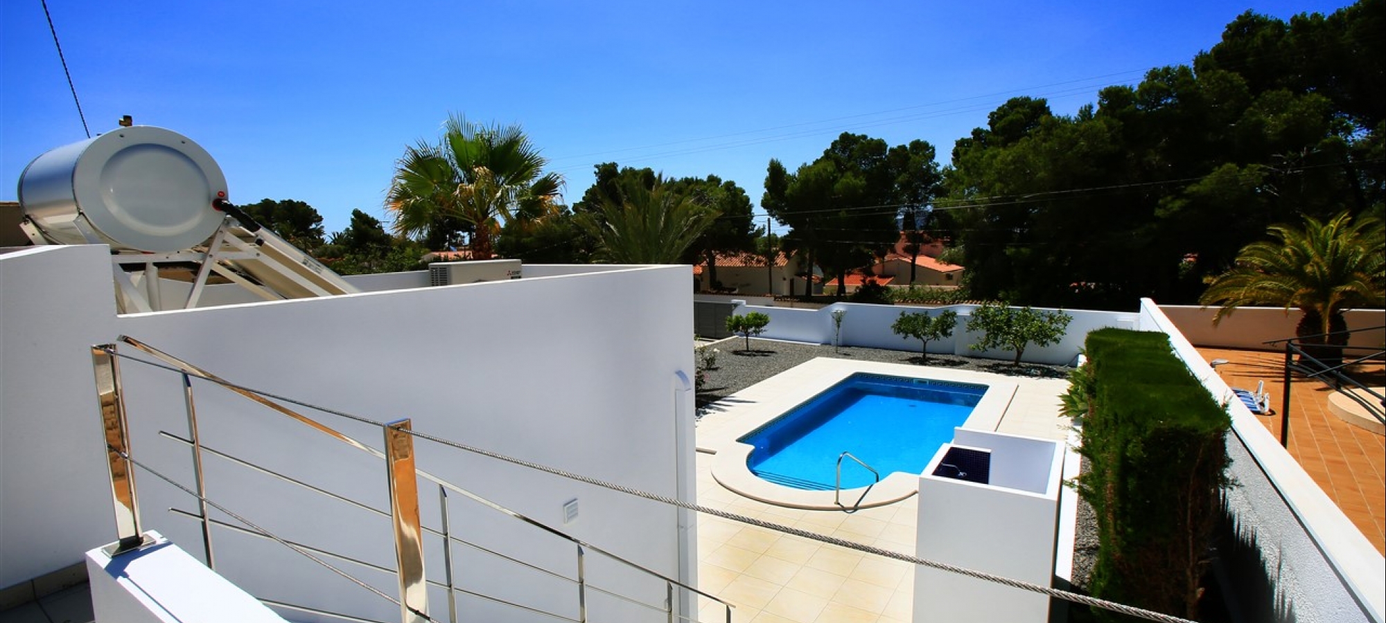 BENISSA > BUENAVISTA - Available to buy this renovated villa with 3 bedrooms and pool on a level plot