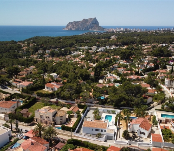 COSTA BLANCA >> BENISSA> BUENAVISTA - renoverede villa med 3 soveværelser og pool på en pla...