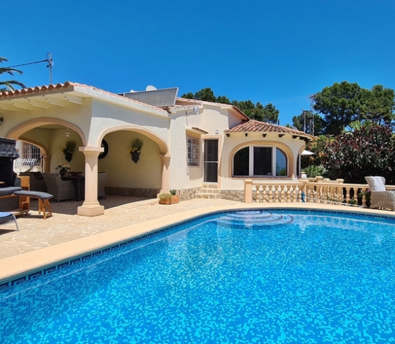 Benissa - Montemar with sea views and private swimming pool.