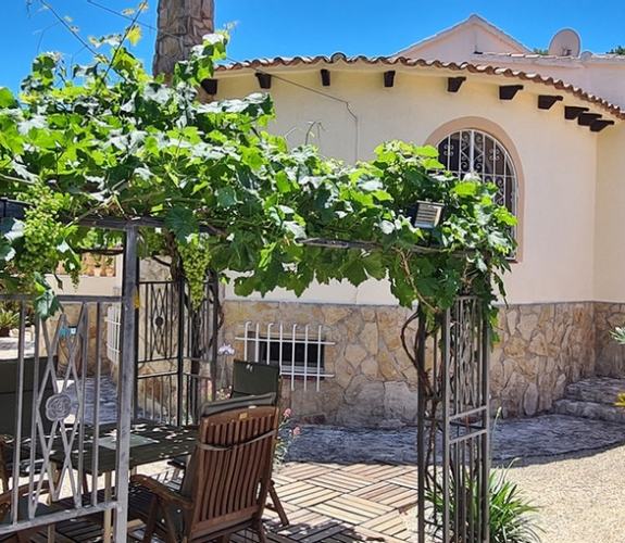 Benissa - Montemar with sea views and private swimming pool.