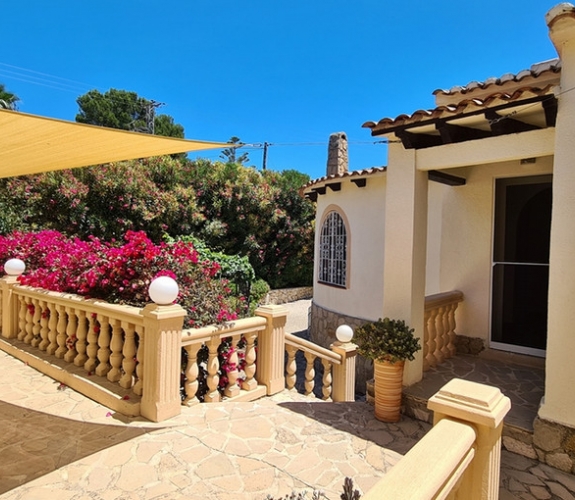 Benissa - Montemar with sea views and private swimming pool.