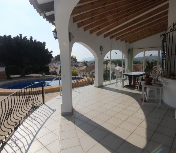 Sea view villa in Pla del Mar for sale, walking distance to Moraira and beaches.