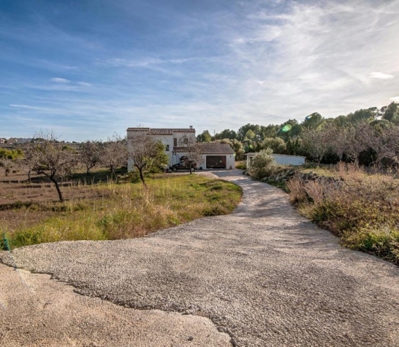 Landejendom i Benissa, Benimallunt, Costa Blanca, til salg med 3 soveværelser,