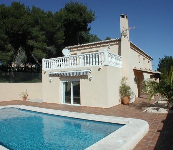 Benitachell, Costa Blanca, near Javea and Moraira with 4 bedrooms.